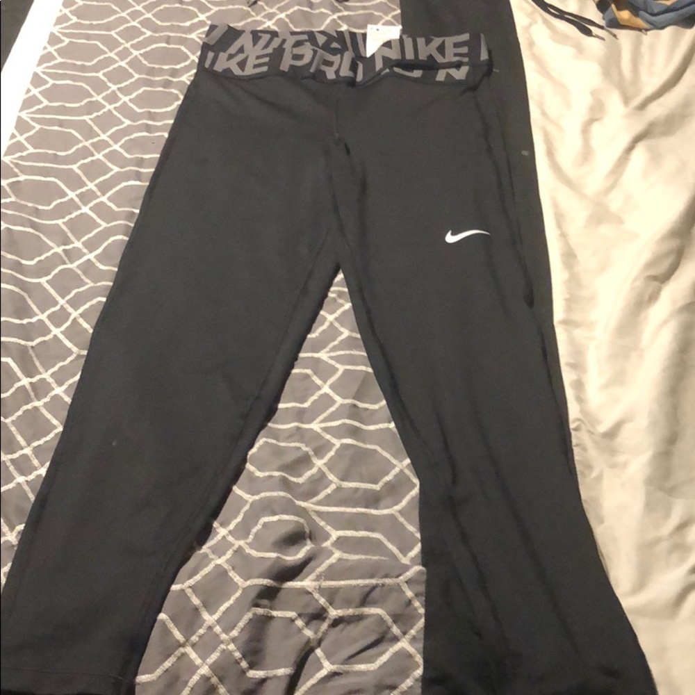 Nike Pro leggings all black! Brand new with tags!